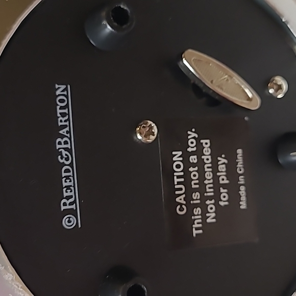 Reed and Barton sweet dream silver plated musical water globe - Picture 3 of 8